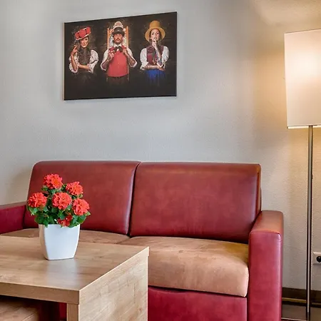 302 * フェルトベルク